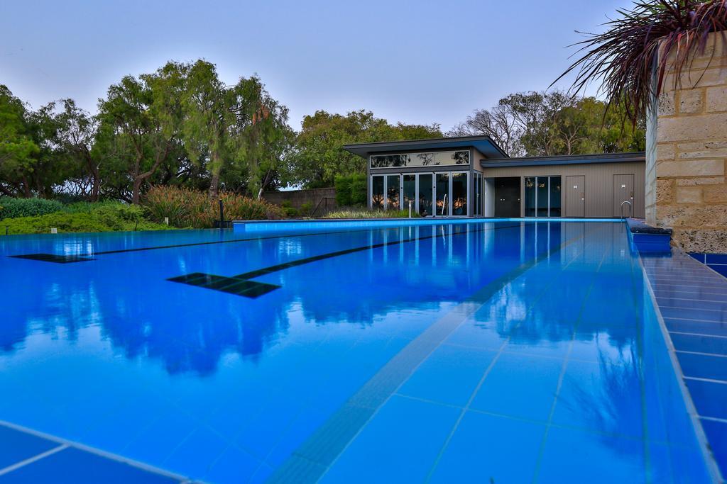 Aqua Resort Busselton Bagian luar foto