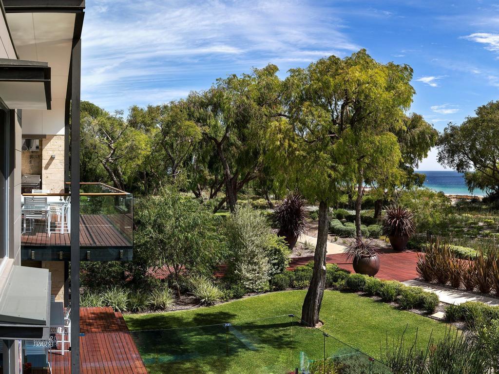 Aqua Resort Busselton Bagian luar foto